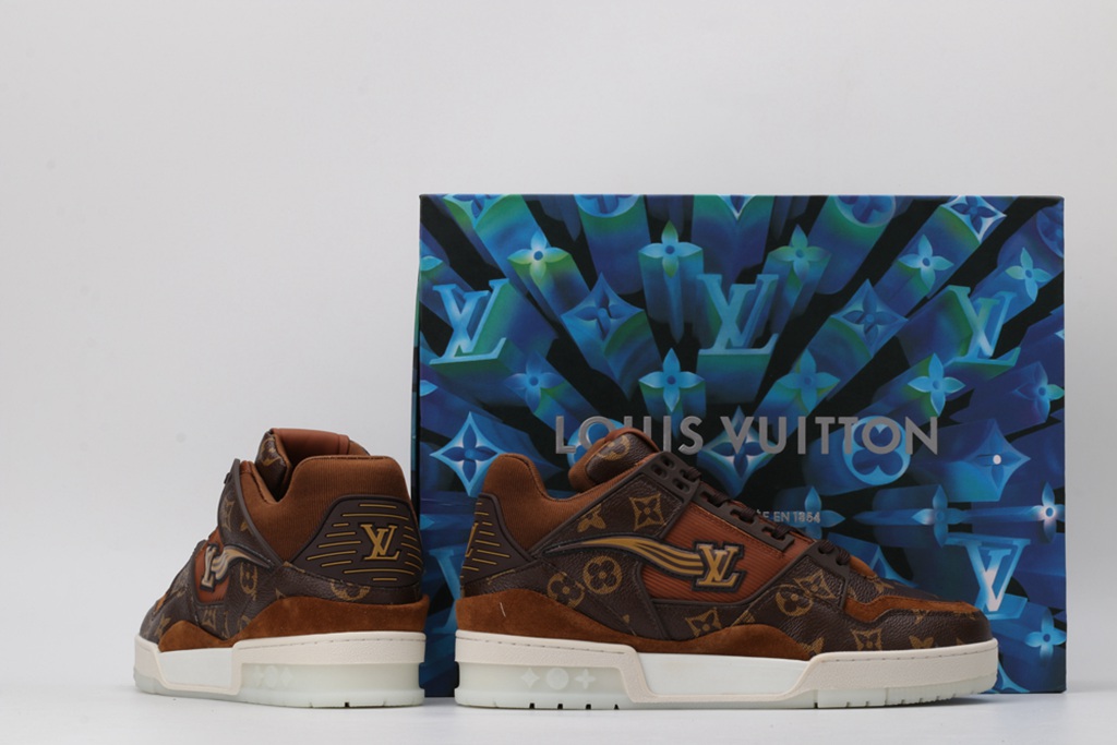 L*V SNEAKER